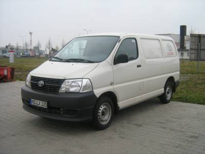 Toyota | HiAce

	11.990,00 € border=