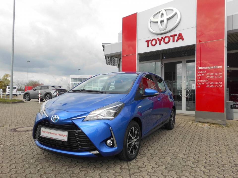 Toyota | Yaris Hybrid

	16.590,00 € border=