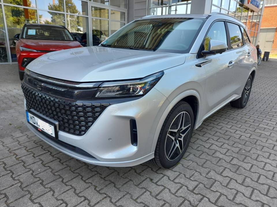 DFSK FENGON E5 1.5 l PHEV