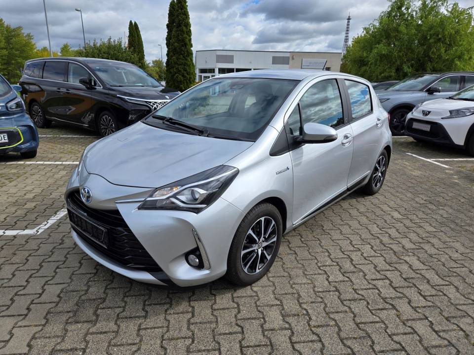 Toyota Yaris Hybrid 1.5 l Team Deutschland