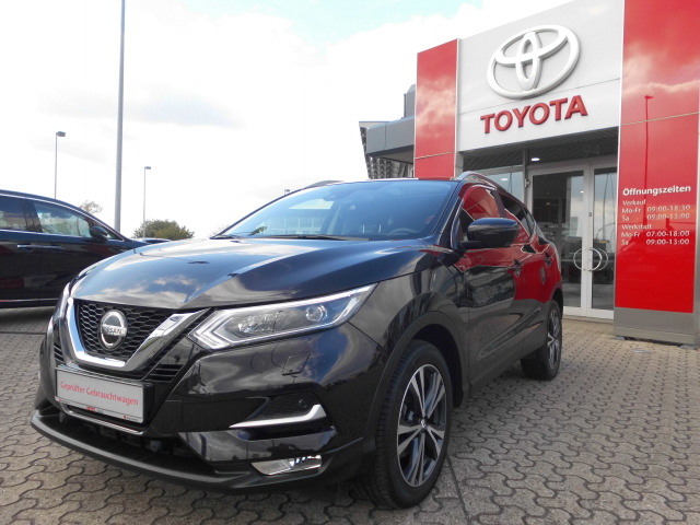 Nissan Qashqai 1.3 l DIG-T TEKNA Pano, Navi, EPH SHZ 