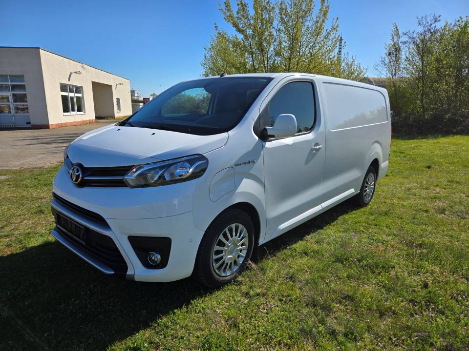 Toyota Proace Electric el.Reichweite(WLTP) 221km