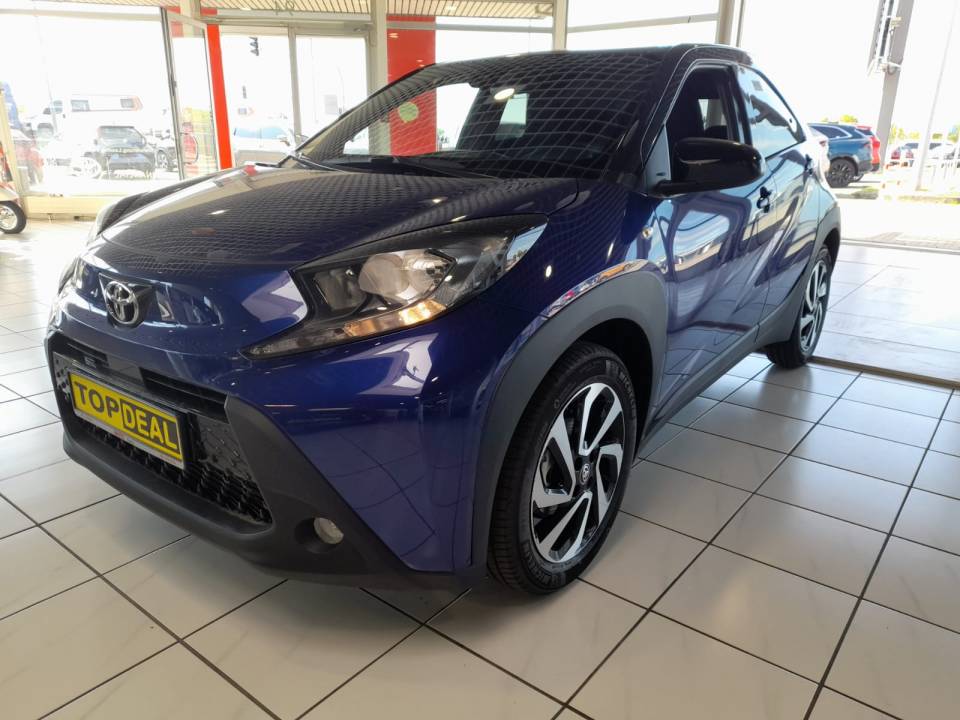 Toyota Aygo X 1.0 l Teamplayer SHZ Carplay