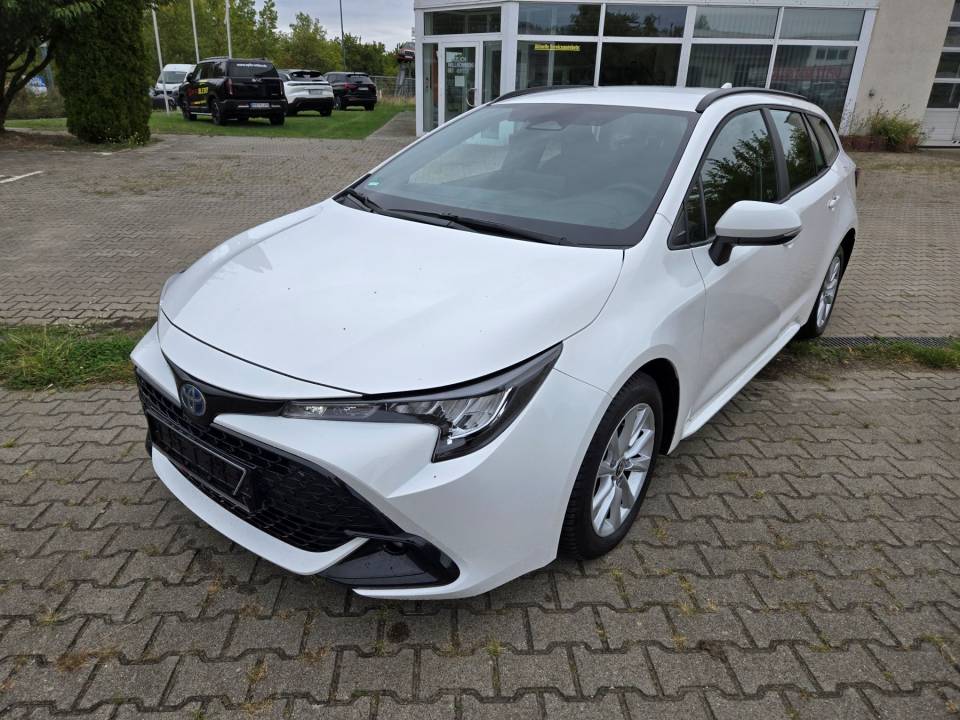 Toyota Corolla TS HSD 1.8 Business Edition